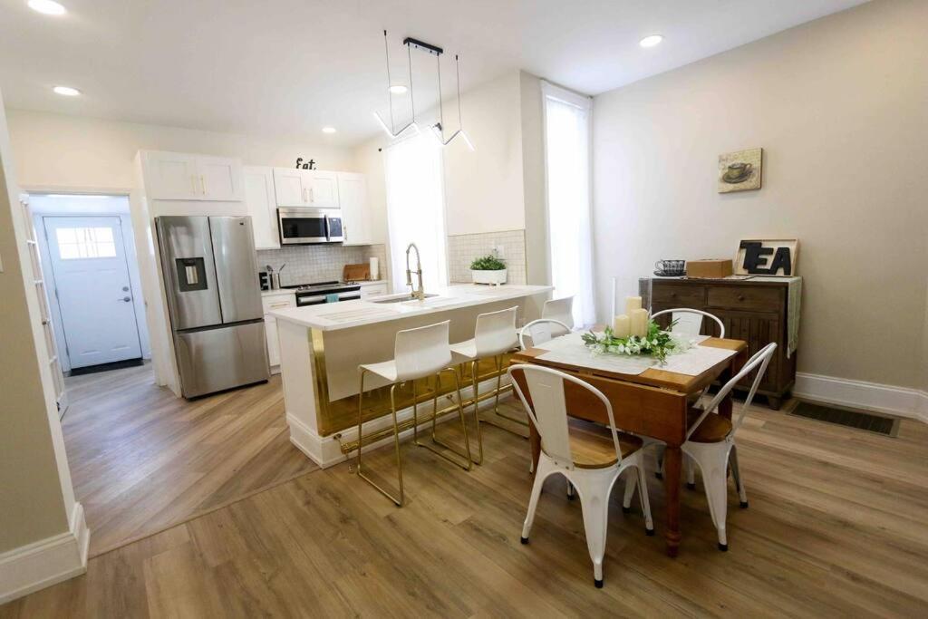 Cozy Modern 3 Bedroom Home In West Philly Филаделфия Екстериор снимка